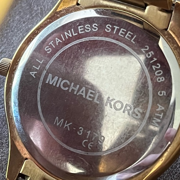 Michael Kors Slim Runway Gold-Tone Stainless Steel Watch. MK3179 - Picture 2 of 4